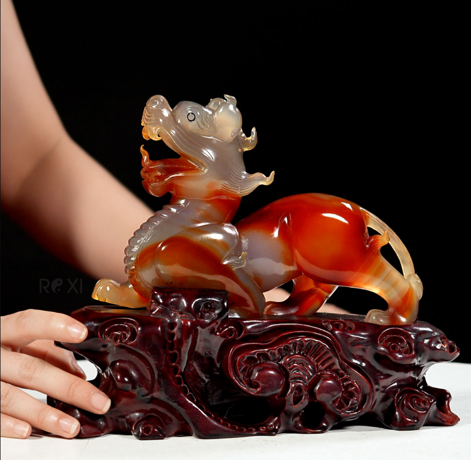 Tượng tỳ hưu đen đá tiêu ngọc.png
